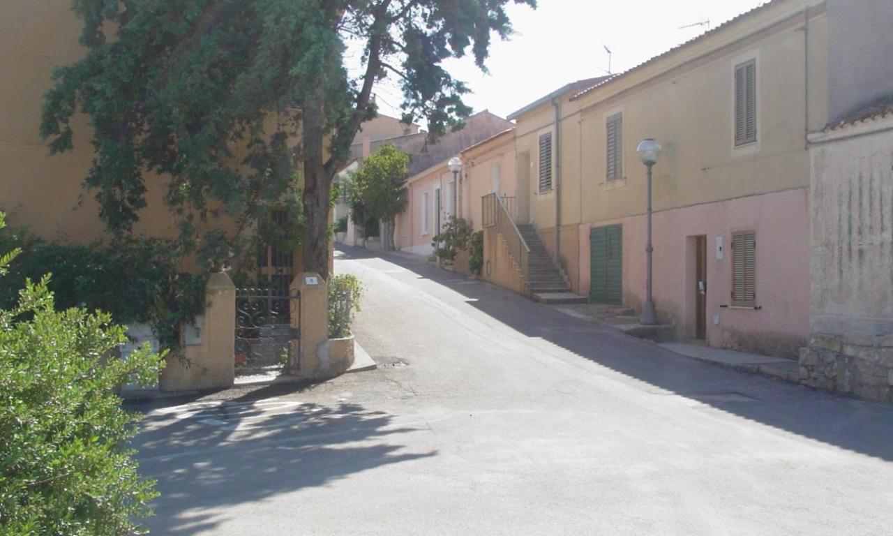 Residence Floreal San Pasquale Bagian luar foto