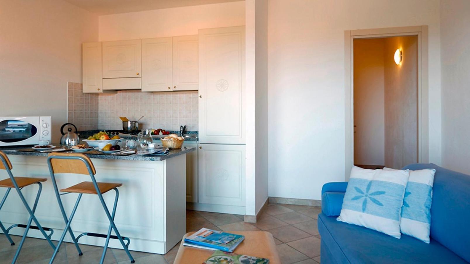 Residence Floreal San Pasquale Bagian luar foto